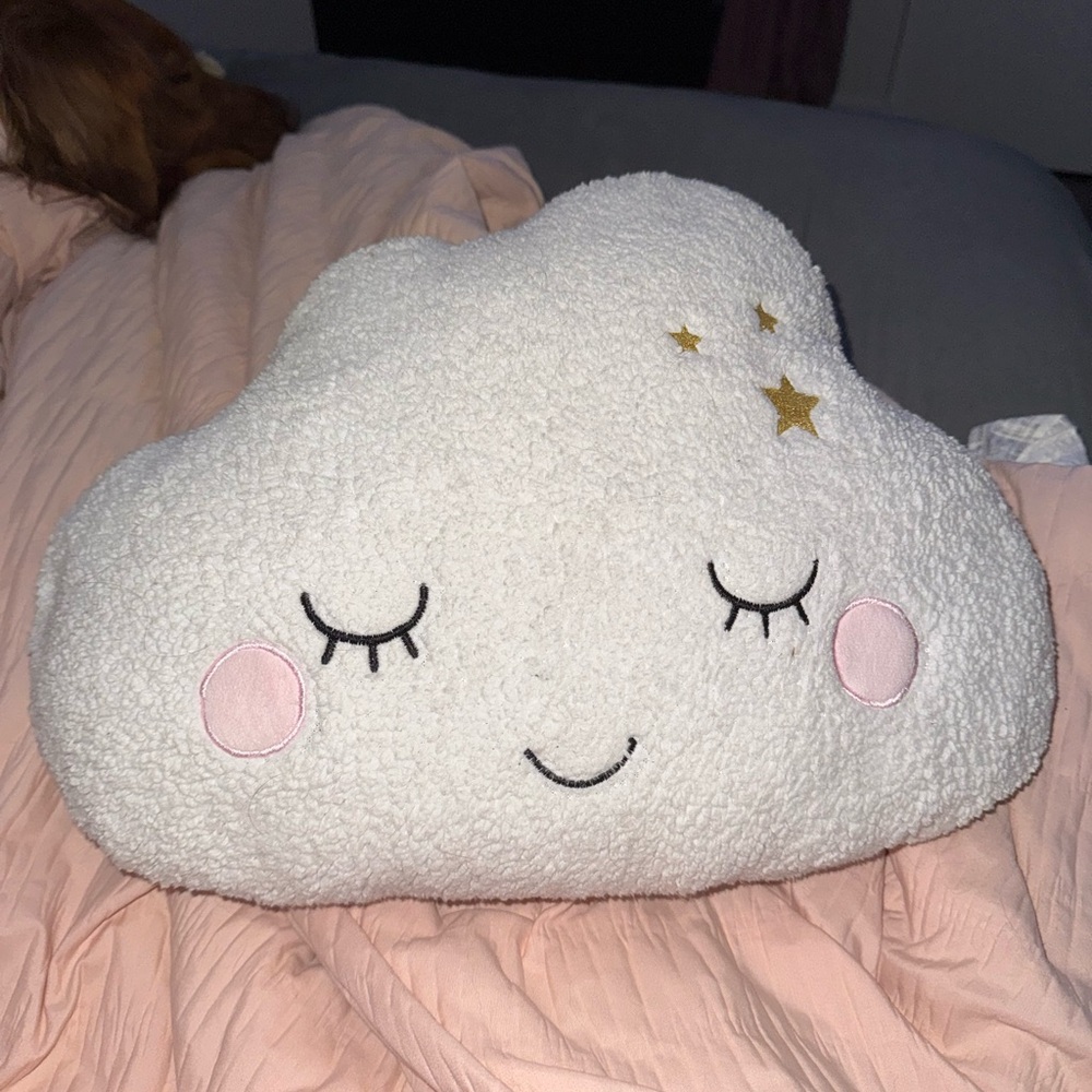 smiling cloud throw/decorative pillow